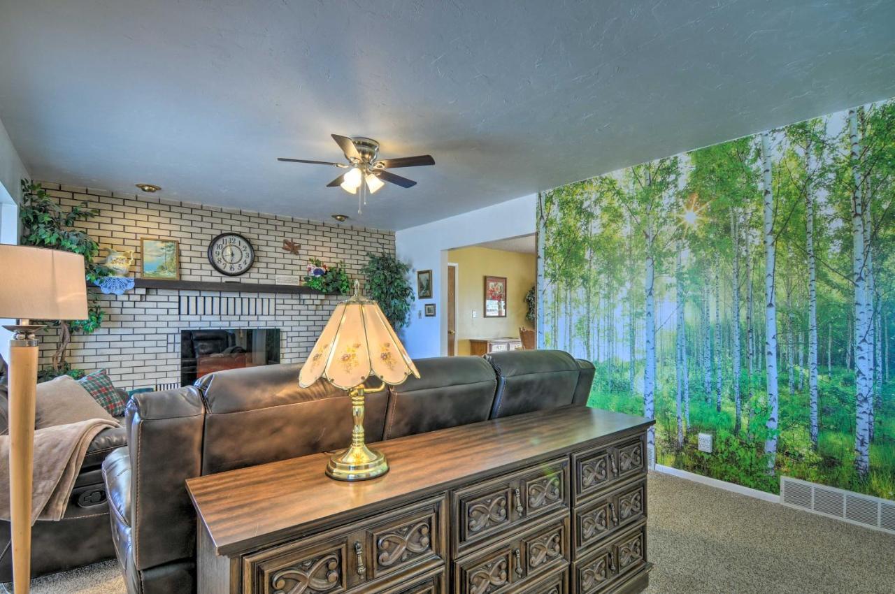 Bryce Canyon Area House With Mountain Views! Tropic Bagian luar foto