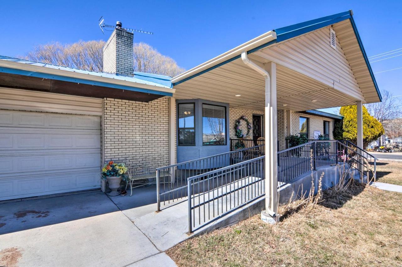 Bryce Canyon Area House With Mountain Views! Tropic Bagian luar foto